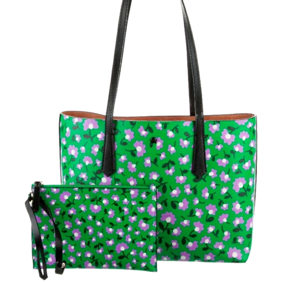 KATE SPADE โ ๏ธ NEW YORK LEATHER HANDBAG SMALL ๐ - Picture 1 of 12